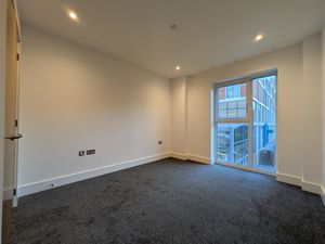 Photo 6- click for photo gallery